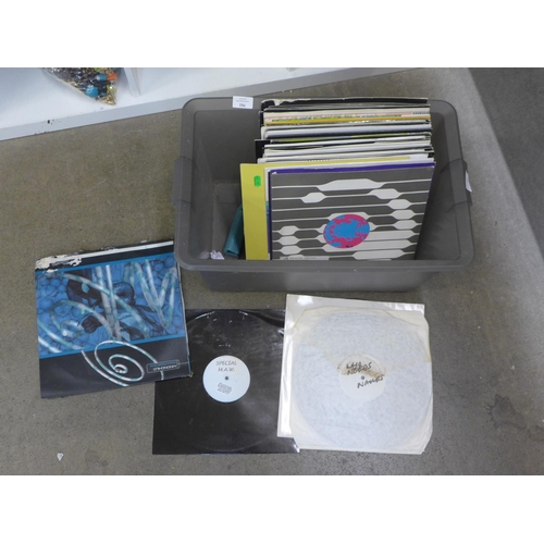 761 - A box of Dance/Techno and Electronic LP records (40+)