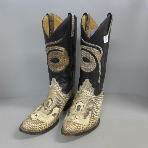 772 - A pair of snakeskin cowboy boots, Tony Leather, size 9