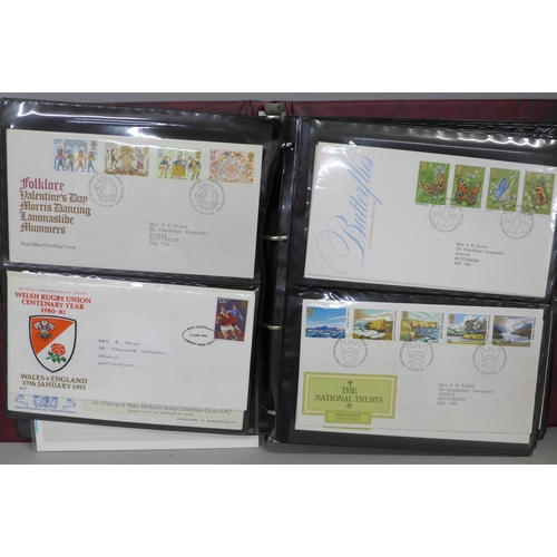 783 - An album containing 87 Great Britain First Day Covers, 1980-1985  and a GB 1980 Collectors pack