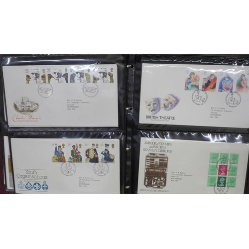 783 - An album containing 87 Great Britain First Day Covers, 1980-1985  and a GB 1980 Collectors pack