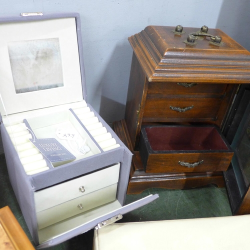 794 - Jewellery boxes including one Bakelite