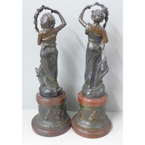 811 - A pair of painted spelter figures of ladies, after Ruchot, one a/f, 41cm