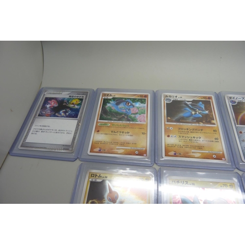 831 - 10 vintage Japanese Holo Pokemon cards