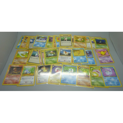 836 - 50 vintage Pokemon cards