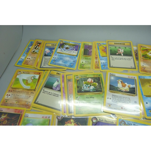 836 - 50 vintage Pokemon cards