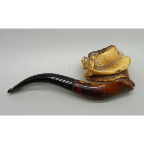 856 - A Meerschaum pipe, cased