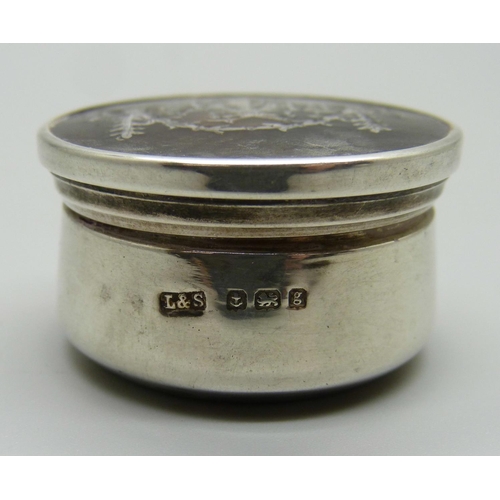 864 - A silver and tortoiseshell pique pill box, Birmingham 1906