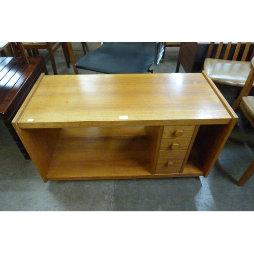 85 - A teak media unit