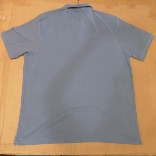 3015 - Quantity of Men's Blue and Grey Nautica polo's  * This lot is subject to vat