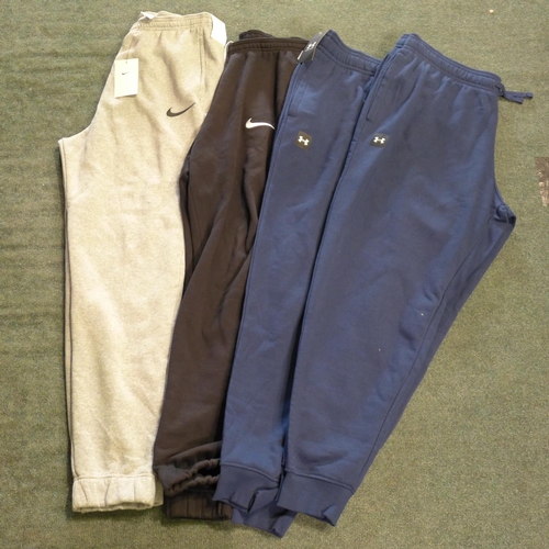 3019 - Quantity of Men's sports branded joggers, mixed sizes   * This lot is subject to vat