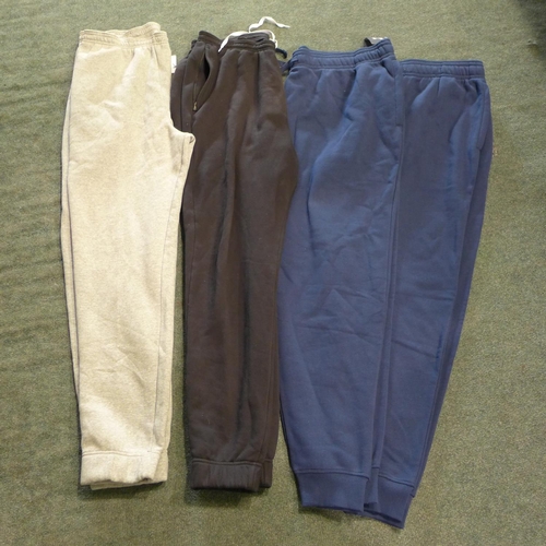 3019 - Quantity of Men's sports branded joggers, mixed sizes   * This lot is subject to vat