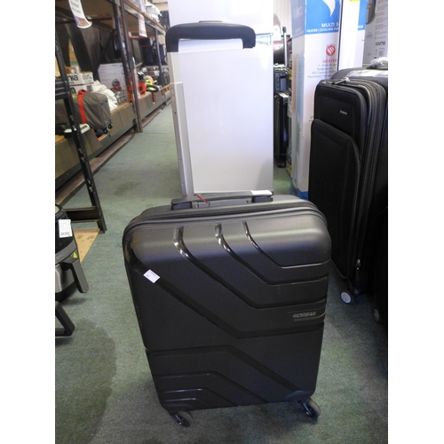 3329 - At Jetdriver Carry on 55Cm 4 Wheel Spinner Hardside Case (294-210)    * This lot is subject to vat