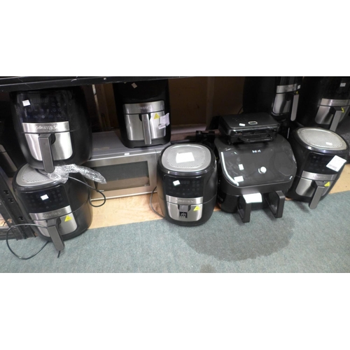 3415 - Qty Of Scrap items including Gourmia Air Fryers, microwaves etc. (294-1555,71,143,144,147,223,224,25... 