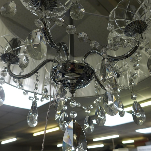 1466 - A chrome five arm chandelier with white shade