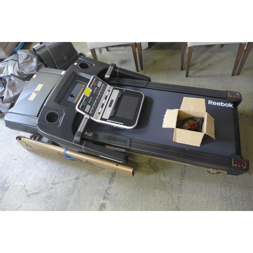 1577 - Reebok Jet 300+ Treadmill, original RRP £833.33 + VAT (4165-5) * This lot is subject to VAT