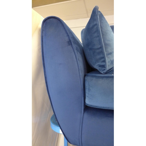 1653 - A Hoxton deep ocean blue velvet three seater sofa