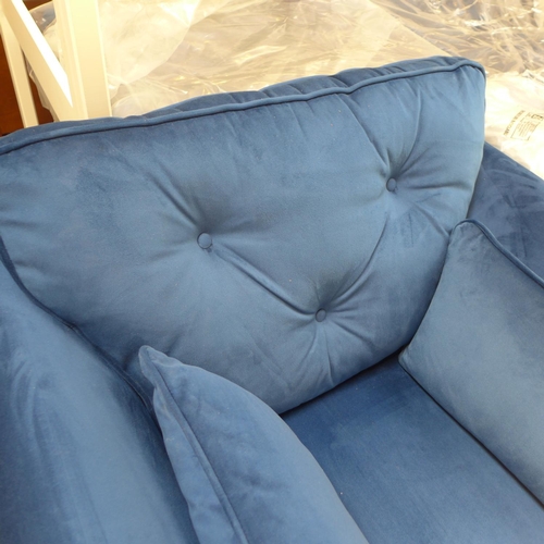 1670 - A Hoxton deep ocean blue velvet armchair