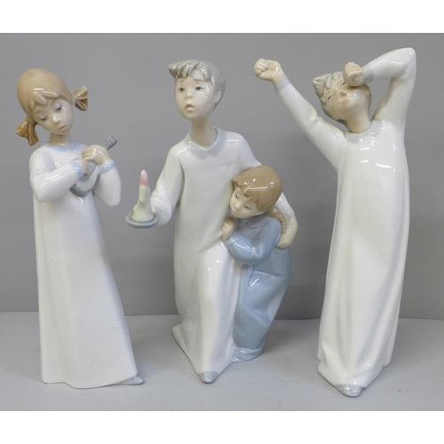 646 - Three Lladro figures of children