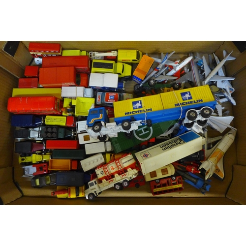 750 - Matchbox and other die-cast model vehicles