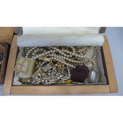 766 - Two wooden boxes of costume jewellery including 9ct gold (9g approximate) and a micro mosaic brooch