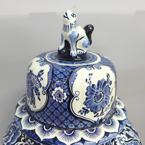 815 - A large Delft lidded vase, 49cm