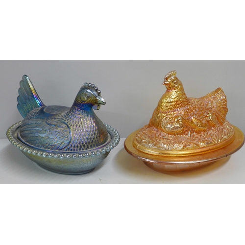 831 - Two carnival glass hens, Sowerby marigold with hen and chicks and a Westmorland Glass Company hen in... 