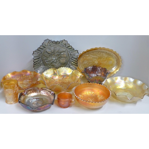 843 - Ten items of carnival glass including marigold, a Jeanette Floragold Louisa vanity tray, Australian ... 