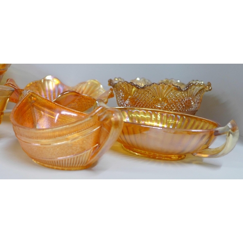 847 - Ten items of marigold carnival glass **PLEASE NOTE THIS LOT IS NOT ELIGIBLE FOR POSTING AND PACKING*... 