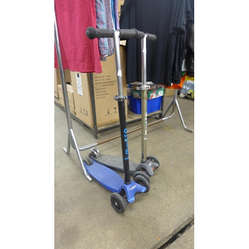 2350 - Two Micro Maxi scooters