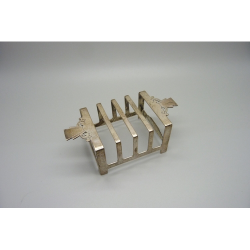 900 - A silver toast rack, Sheffield 1942, 98g