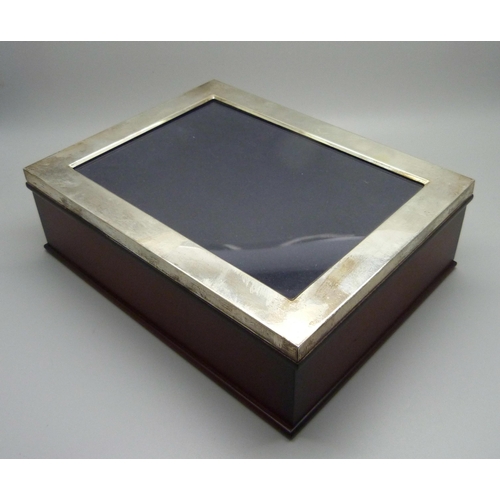 952 - A Carrs Collection silver framed photograph box