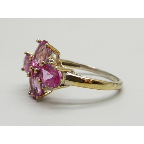 959 - A silver gilt and pink stone cluster ring, S