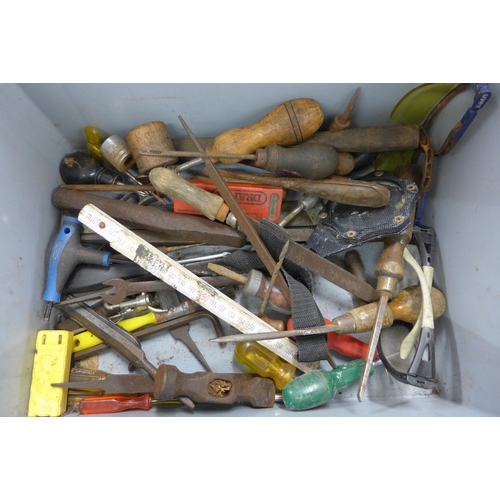 2042 - Box of vintage hand tools inc. hand drills, screwdrivers, files, knives, etc.