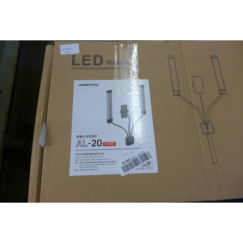 2071 - Ambittul - LED fill light AL-20 with box