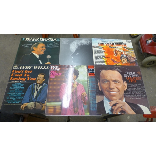 2133 - Qty. of approx. 60 vinyl records Frank Sinatra, Amy Williams, Jack sins etc.