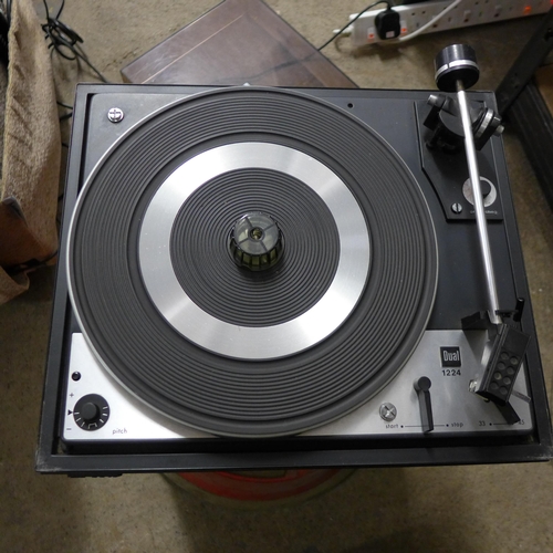 2156 - Dual 1224 turntable