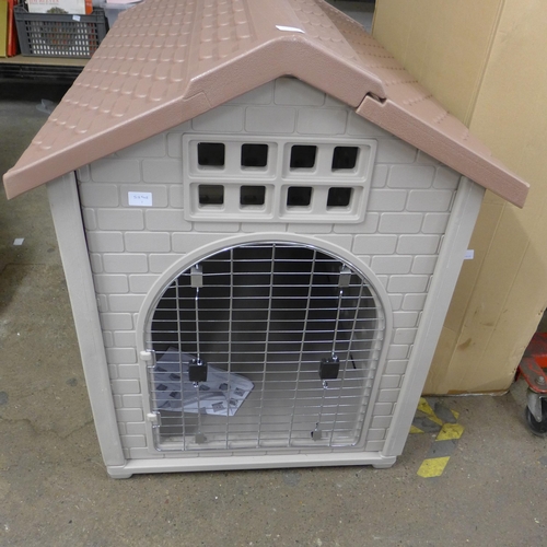 2169 - Insulated dog house (Boxed)