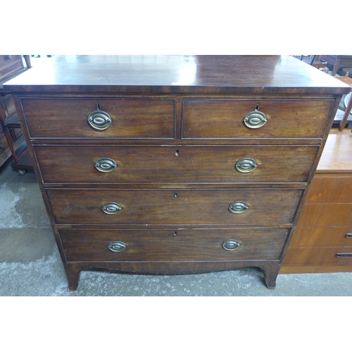 105 - A George III mahogany chest of drawers