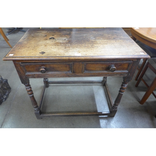 106 - A William III oak single drawer side table