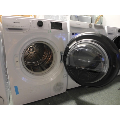 3047 - Hisense 9Kg Washer Dryer - Damaged Door - Model DHGE904, original RRP £333.33 + vat (295-8) *This lo... 