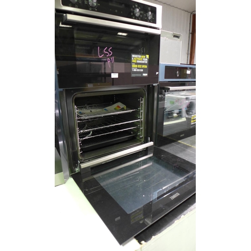 3059 - Zanussi Built In Airfry Double Oven - Damaged Door -H888xW594xD568model no  ZKCNA4X1 , Original RRP ... 