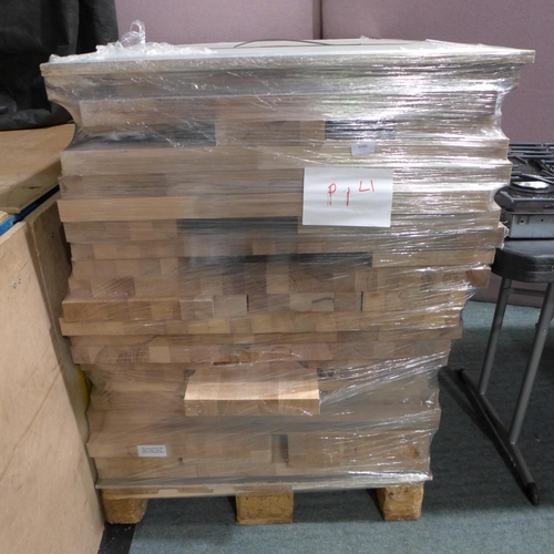 3086 - Pallet Of Solid Oak Off Cuts (399-1 ) * This lot is subject to vat