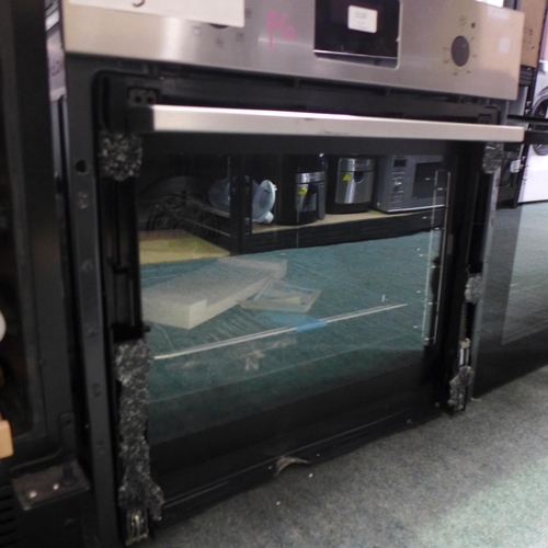 3120 - Zanussi Single Multifunction Oven - Broken Glass -  (399-23)  * This lot is subject to vat