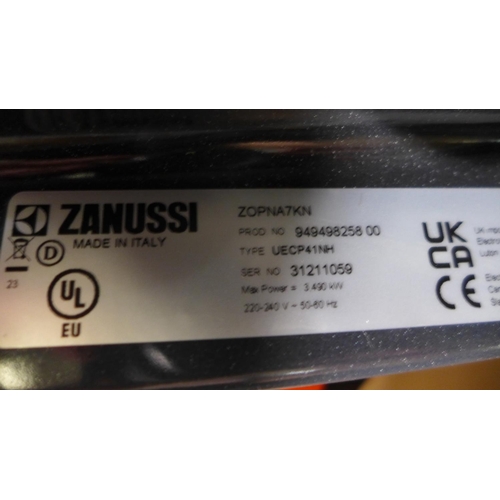 3138 - Zanussi Single Pyrolytic Single Oven with AirFry - Black - Model ZOPNA7KN  (399-75)  * This lot is s... 