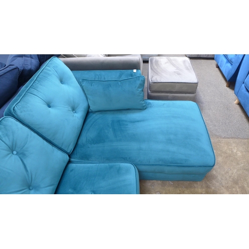 1333 - A Hoxton aquamarine velvet RHF corner sofa