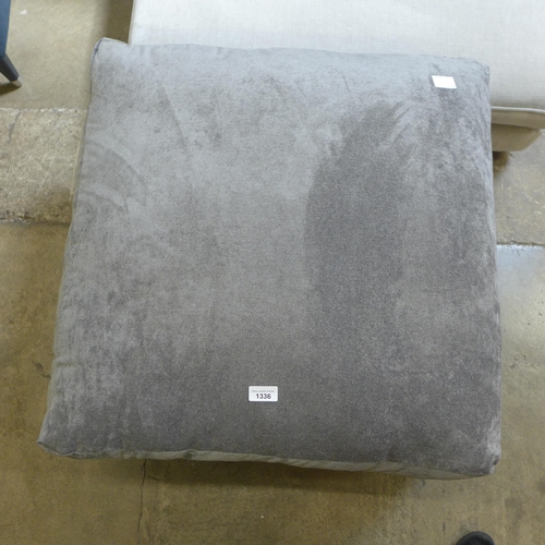 1336 - A light grey velvet cushioned top footstool