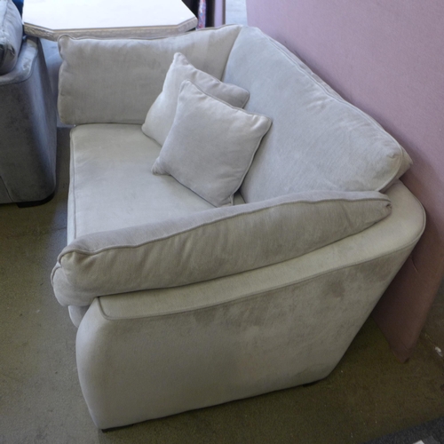 1376 - A light grey velvet loveseat