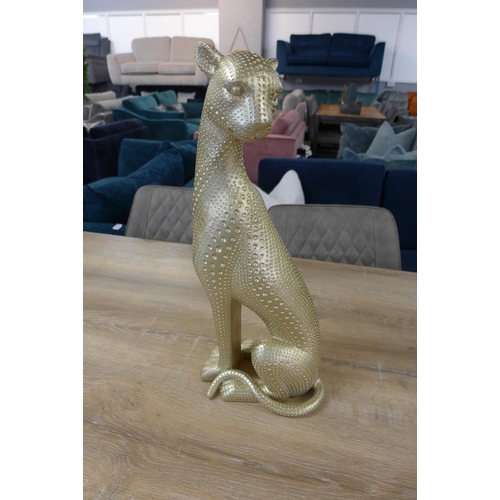 1334 - A large gold leopard figurine, 51cms (29833315)   #
