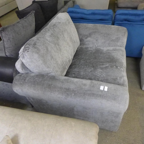 1424 - A grey upholstered loveseat
