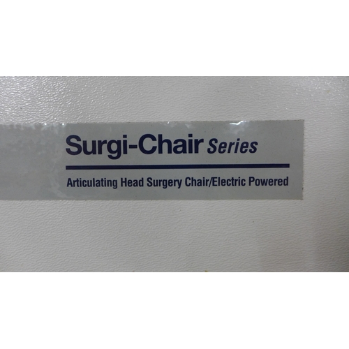 2229 - Hausted hospital chair